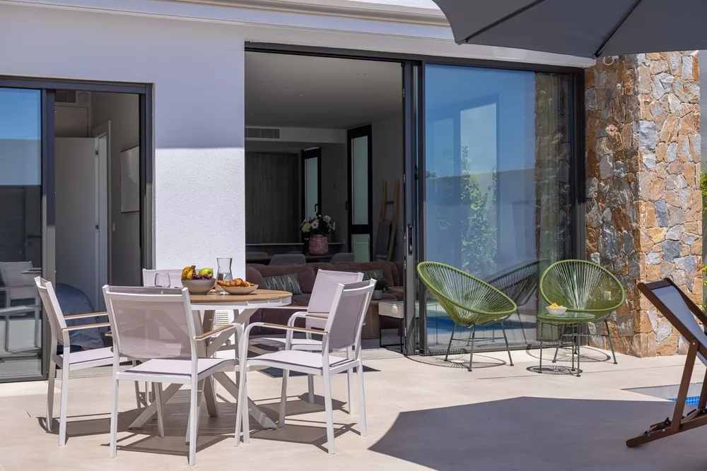 Why Upgrading to Tempered Glass Improves Safety and Energy Efficiency