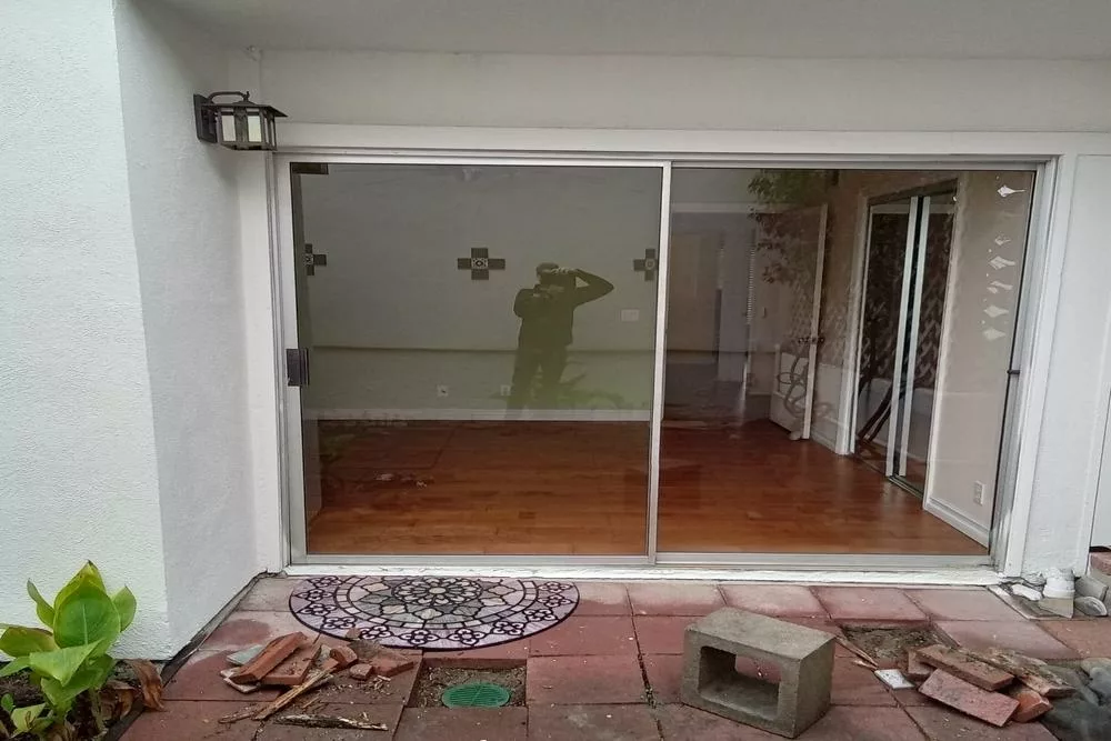 When Glass Replacement Is Necessary for Damaged Patio Doors